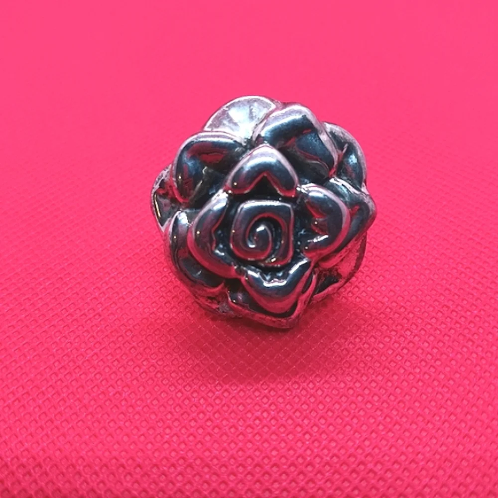 Sterling Silver Large Blooming Rose Ring. - Picture 14 of 16